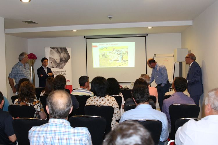 Jornadas Cunicultura Sojagado Pronutri.jpg